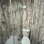 Spacious Near Southmead Hospital 3*