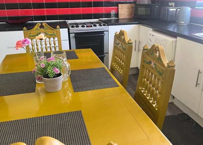 Spacious Near Southmead Hospital 3* Μπρίστολ